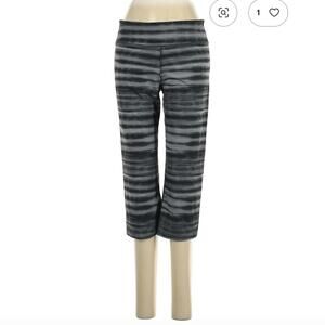 Under Armour Gray Active Striped Pants Size M